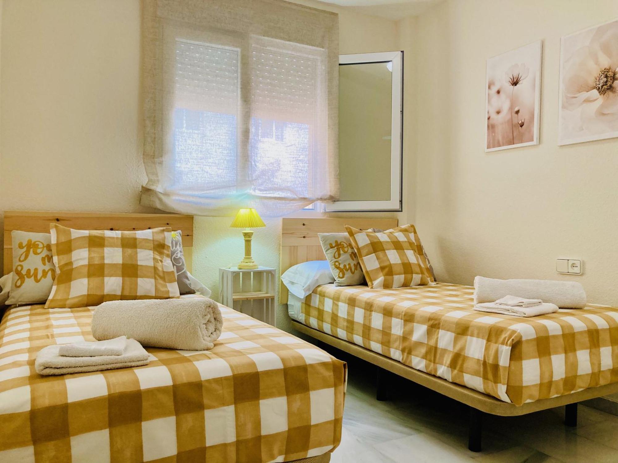 Alboran Costa Del Sol Apartment Естепона Екстериор снимка